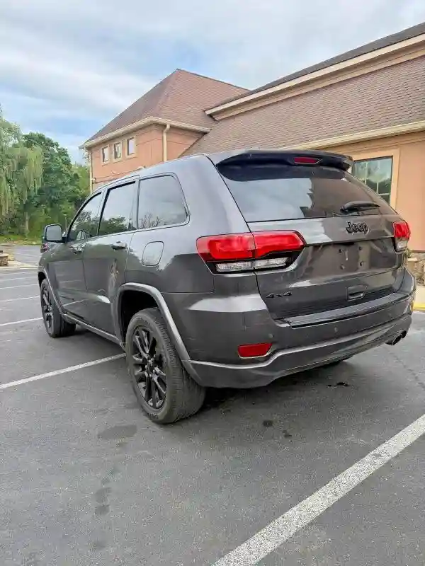 1C4RJFAG4JC147876 2018 JEEP CHEROKEE-1