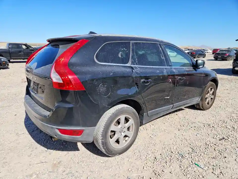 YV4952DL7B2163970 2011 VOLVO XC60-2