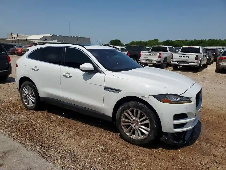 SADCK2FX5JA282644 2018 JAGUAR F-PACE-3