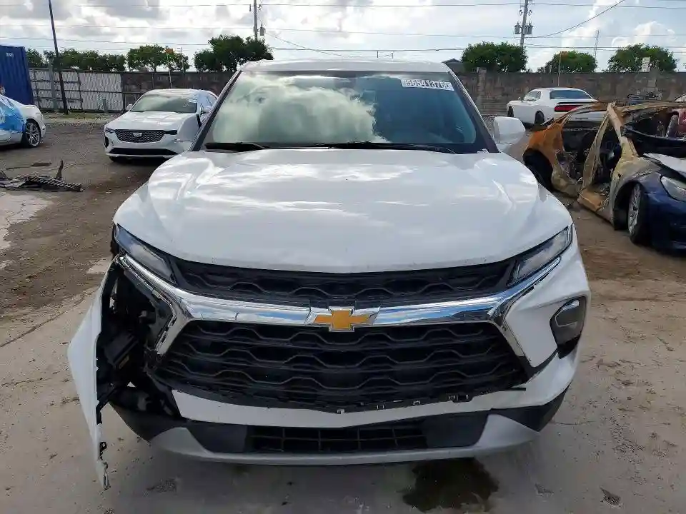 3GNKBCR42SS271316 2025 CHEVROLET BLAZER-4