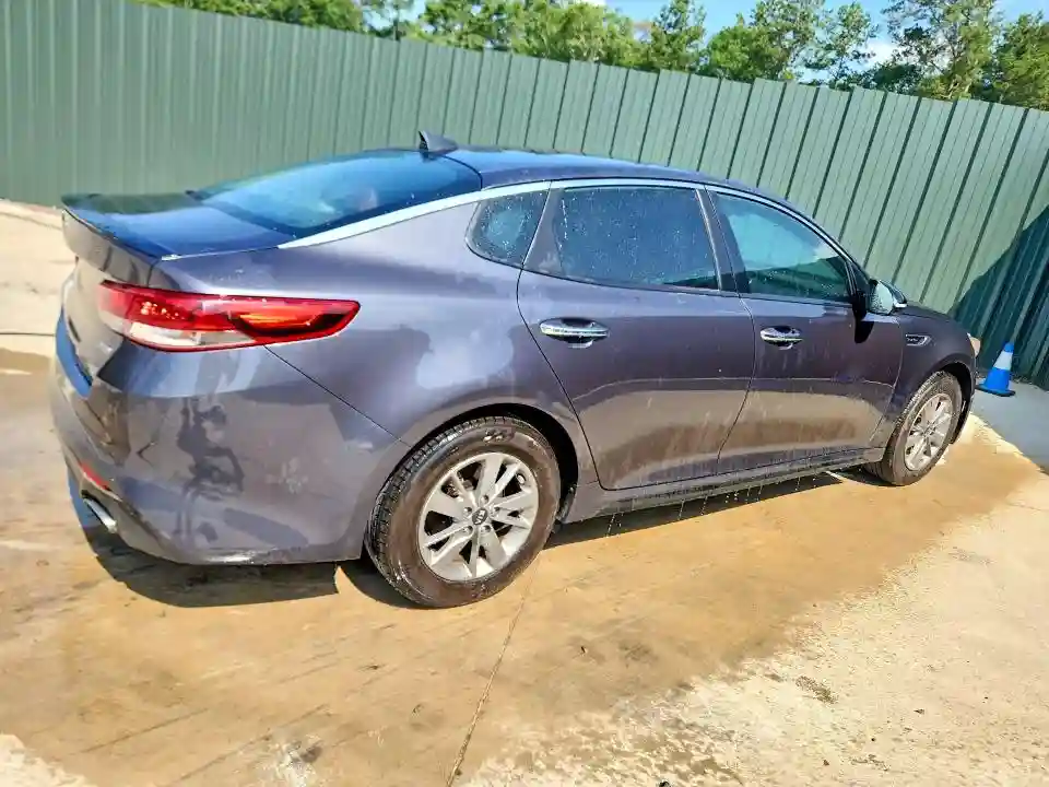 5XXGT4L13HG169554 2017 KIA OPTIMA-2