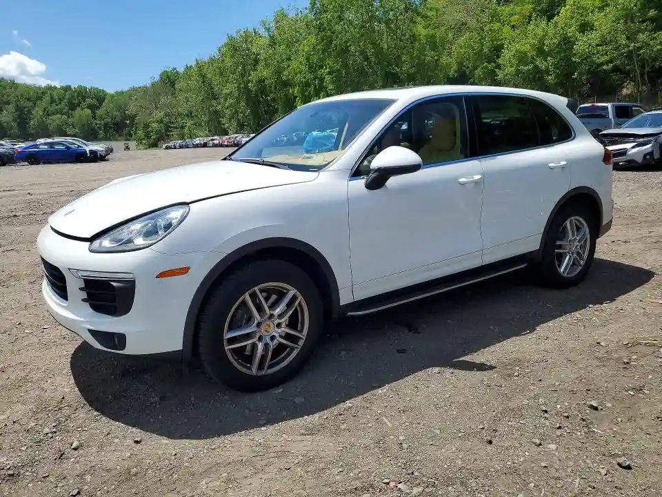 WP1AA2A27GKA11877 2016 PORSCHE CAYENNE-0
