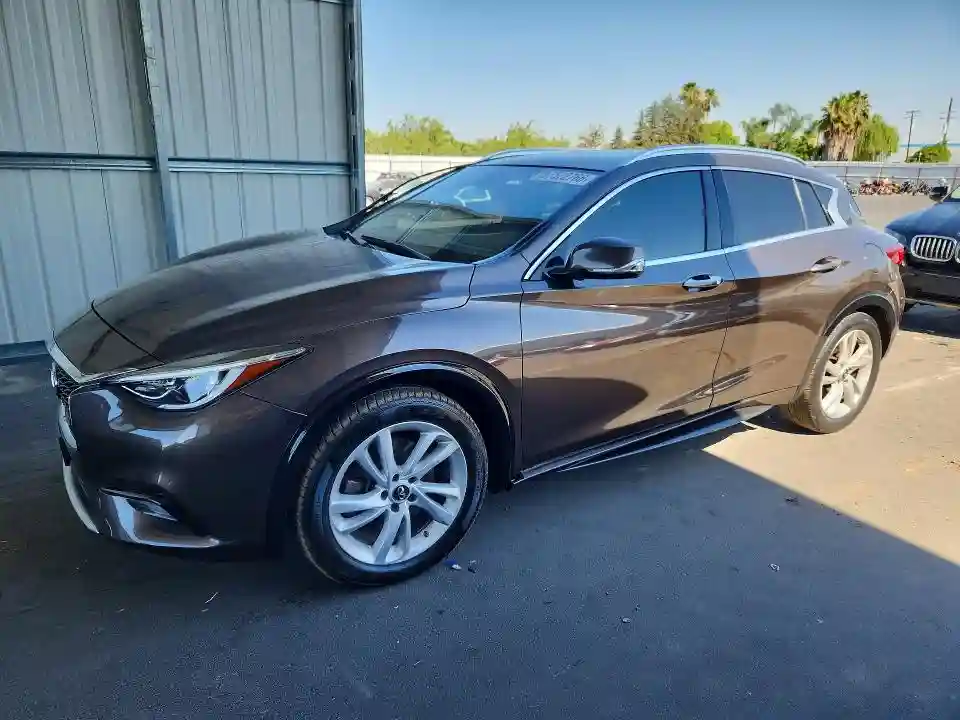 SJKCH5CP7HA031292 2017 INFINITI QX30-0