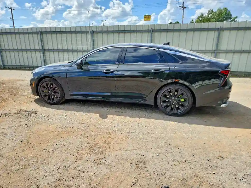 KNAG44J83T5437171 2026 KIA K5-1