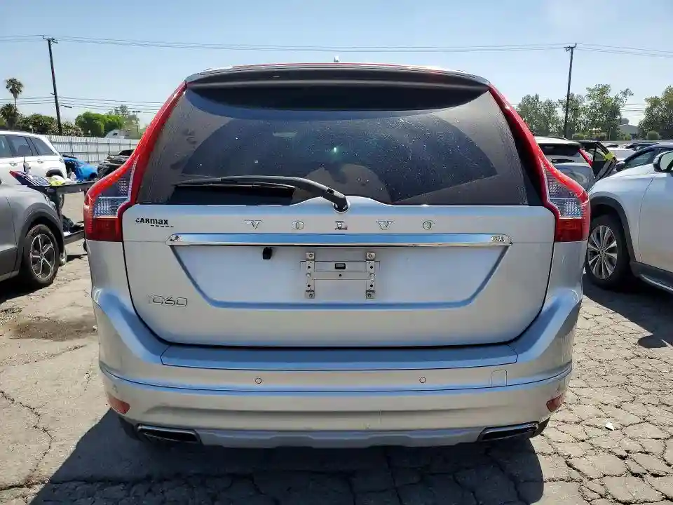 YV440MDKXG2820246 2016 VOLVO XC60-5