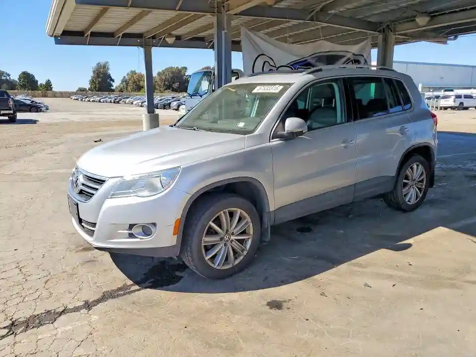 WVGBV7AX4BW513777 2011 VOLKSWAGEN TIGUAN-0