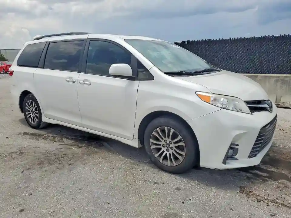 5TDYZ3DC6KS001846 2019 TOYOTA SIENNA-3