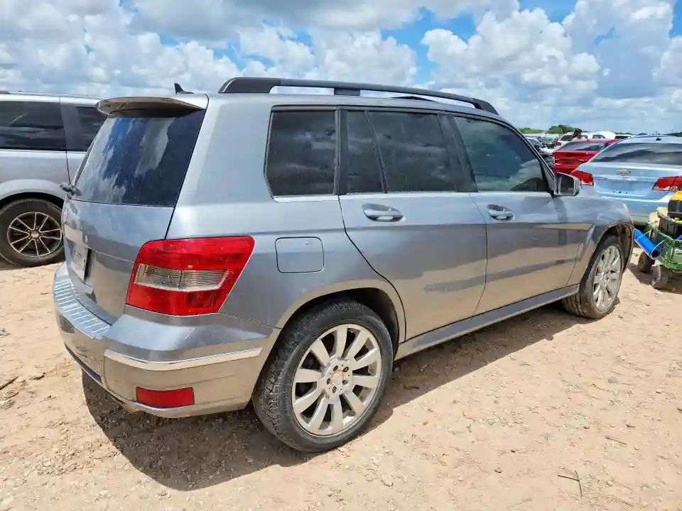 WDCGG5GB9CF758221 2012 MERCEDES-BENZ GLK-CLASS-2