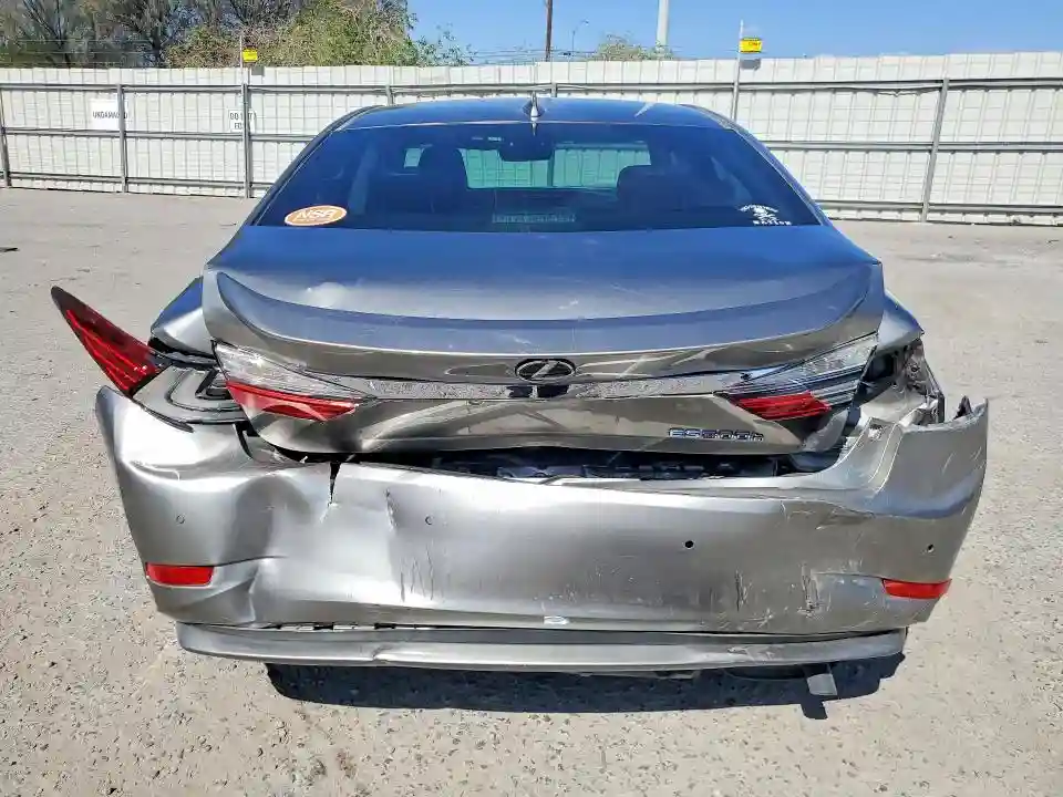 JTHBW1GG6G2115912 2016 LEXUS ES-5