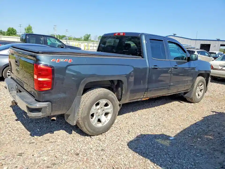 1GCVKRECXHZ209602 2017 CHEVROLET ALL MODELS-2