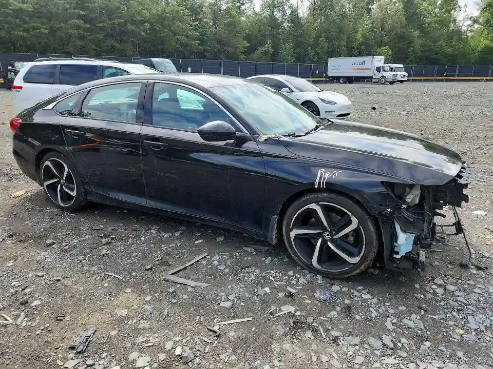 1HGCV1F33MA106823 2021 HONDA ACCORD-3