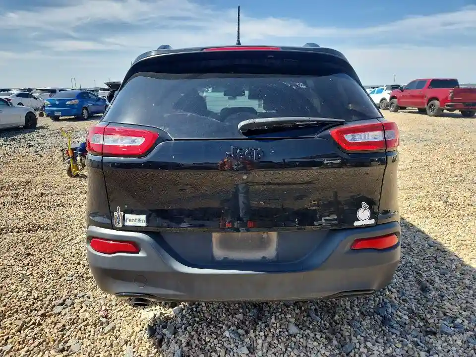 1C4PJLCB1JD542972 2018 JEEP CHEROKEE-5