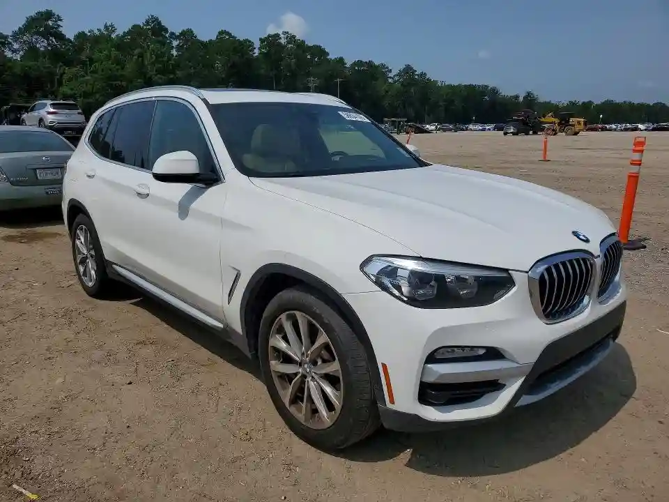 5UXTR7C59KLE93697 2019 BMW X3-3