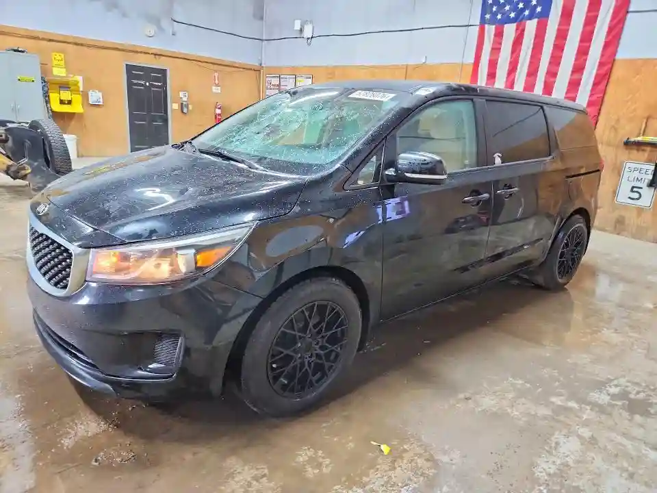 KNDMB5C12J6407099 2018 KIA SEDONA-0