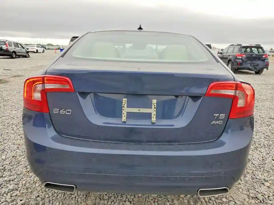 YV1612TM9F1358650 2015 VOLVO S60-5