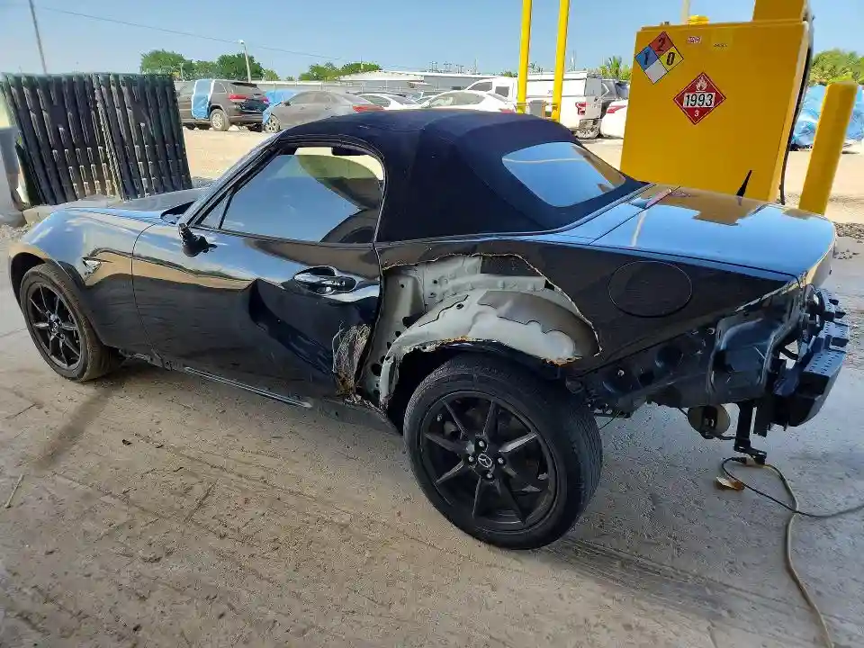 JM1NDAB74K0306969 2019 MAZDA MX5-1