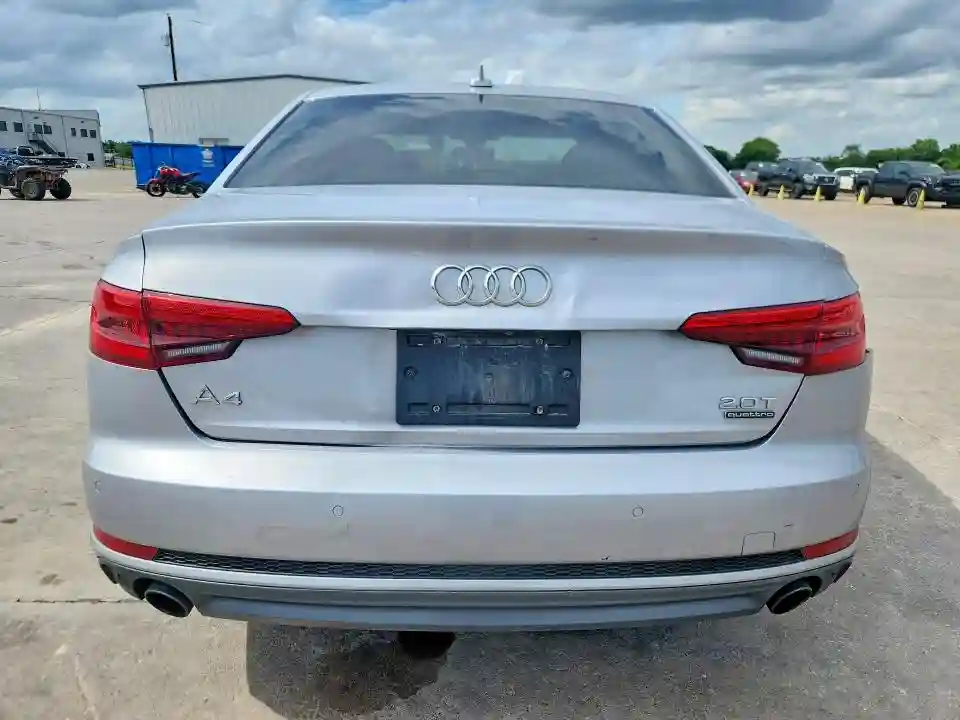 WAUENAF43HN030628 2017 AUDI A4-5