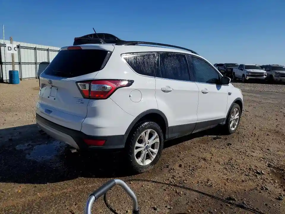 1FMCU9GD0JUC34000 2018 FORD ESCAPE-2