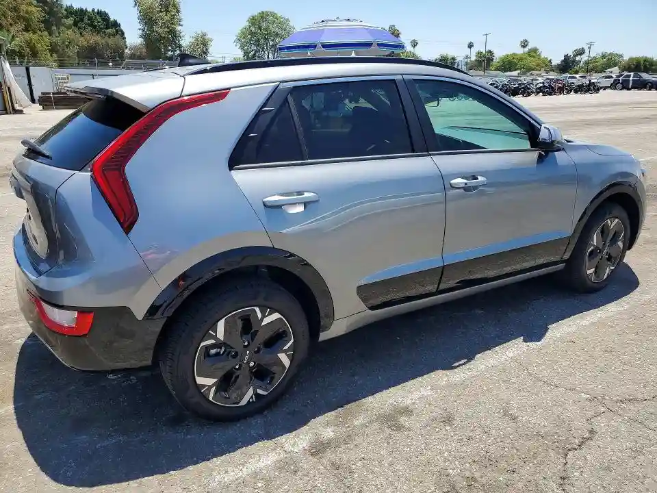KNDCR3L18S5145429 2025 KIA-2
