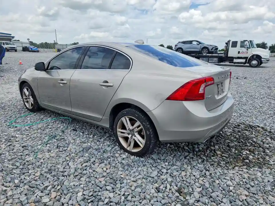 YV1612FS6E1290199 2014 VOLVO S60-1