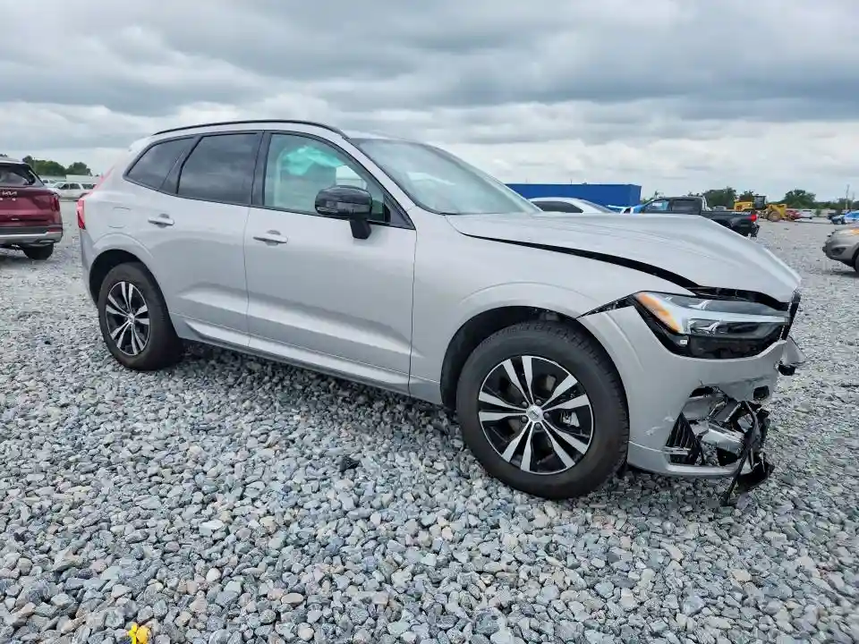 YV4M12RJ3S1111920 2025 VOLVO XC60-3