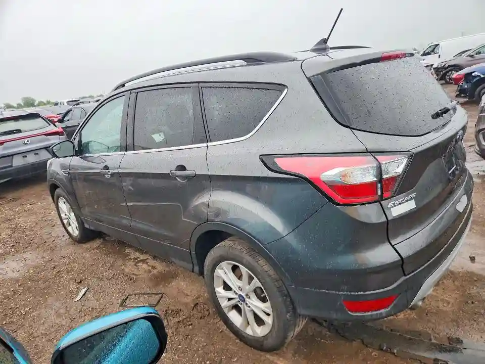 1FMCU0GD2JUB06630 2018 FORD ESCAPE-1