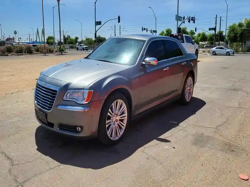 2C3CA6CT5BH549764 2011 CHRYSLER 300-1