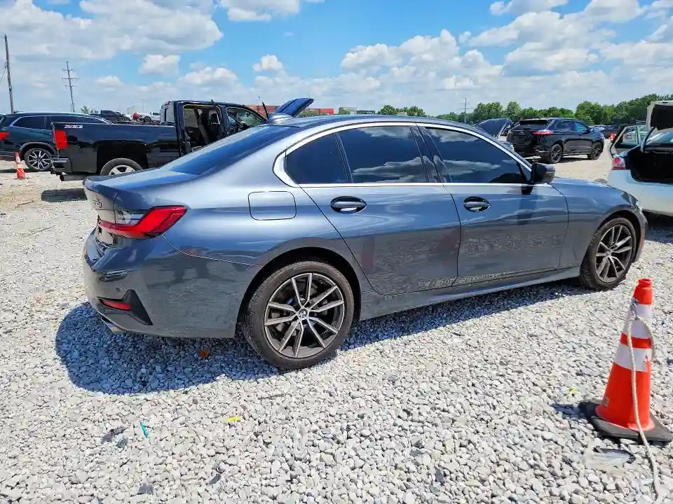 3MW5R7J08M8B81179 2021 BMW 3 SERIES-2
