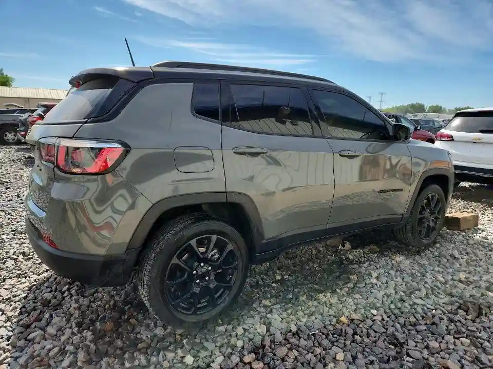 3C4NJDBN5RT602363 2024 JEEP COMPASS-2