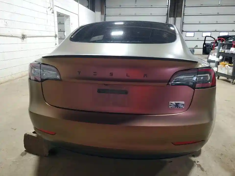 5YJ3E1EC5MF849832 2021 TESLA MODEL 3-5