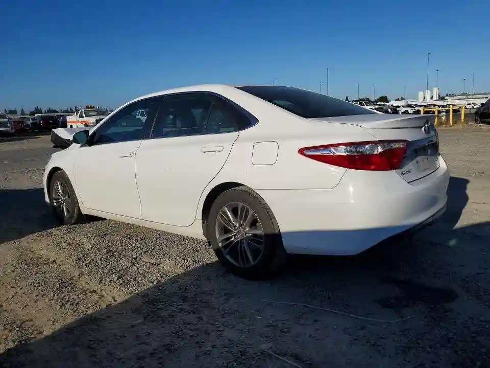 4T1BF1FK4FU038091 2015 TOYOTA CAMRY-1