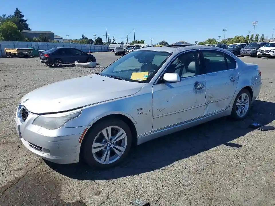 WBANV1C56AC157694 2010 BMW 5 SERIES-0