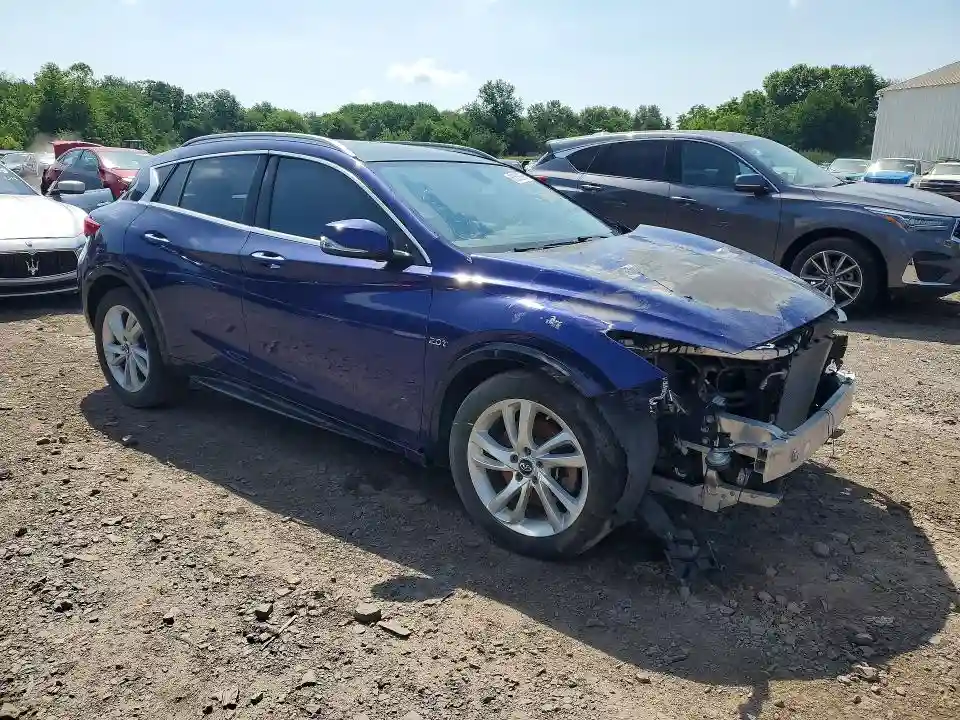 SJKCH5CP1JA056713 2018 INFINITI QX30-3