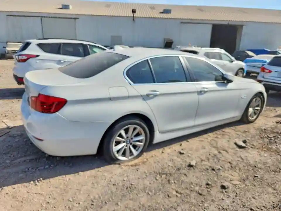 WBA5A7C52GG149947 2016 BMW 5 SERIES-2