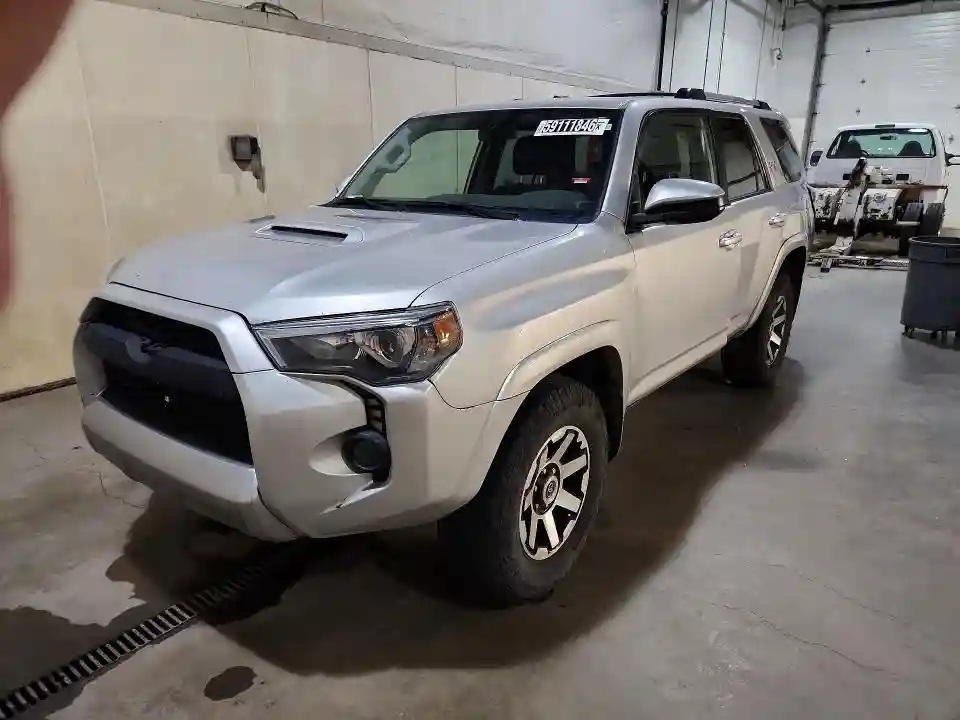 JTEBU5JR4J5604237 2018 TOYOTA 4RUNNER-0