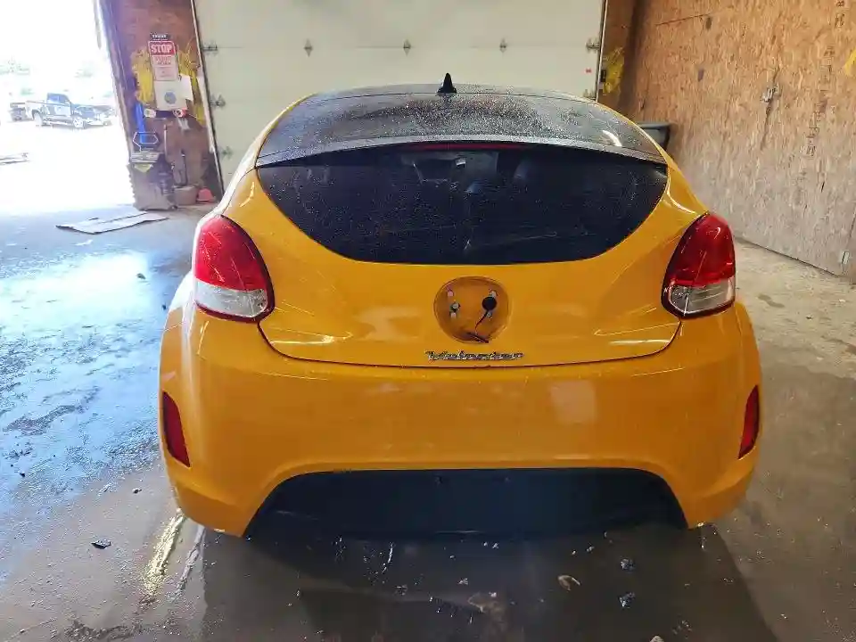 KMHTC6AD2CU078667 2012 HYUNDAI VELOSTER-5