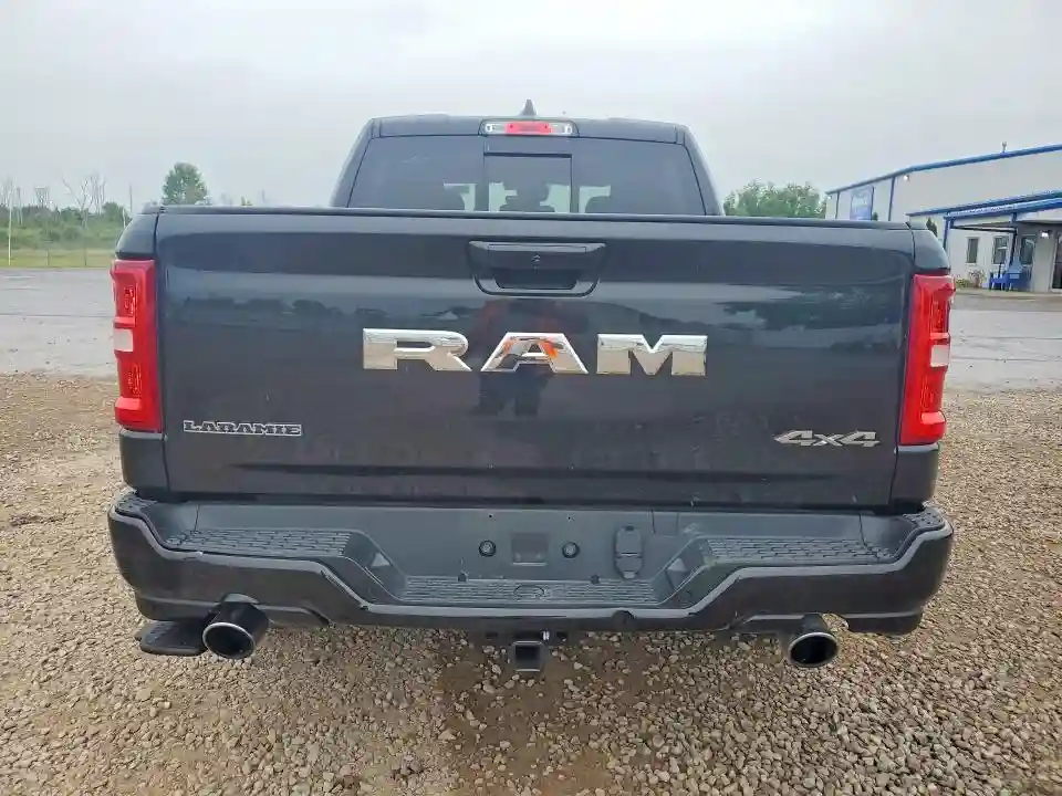 1C6SRFJP4SN582470 2025 RAM 1500-5