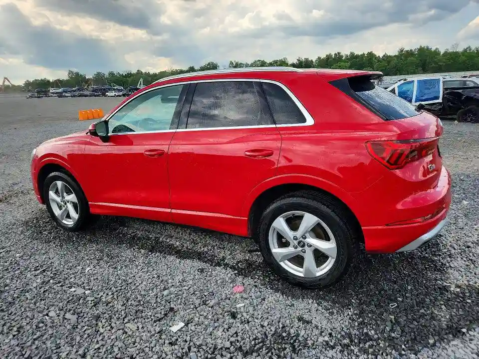 WA1AUCF36N1149083 2022 AUDI Q3-1