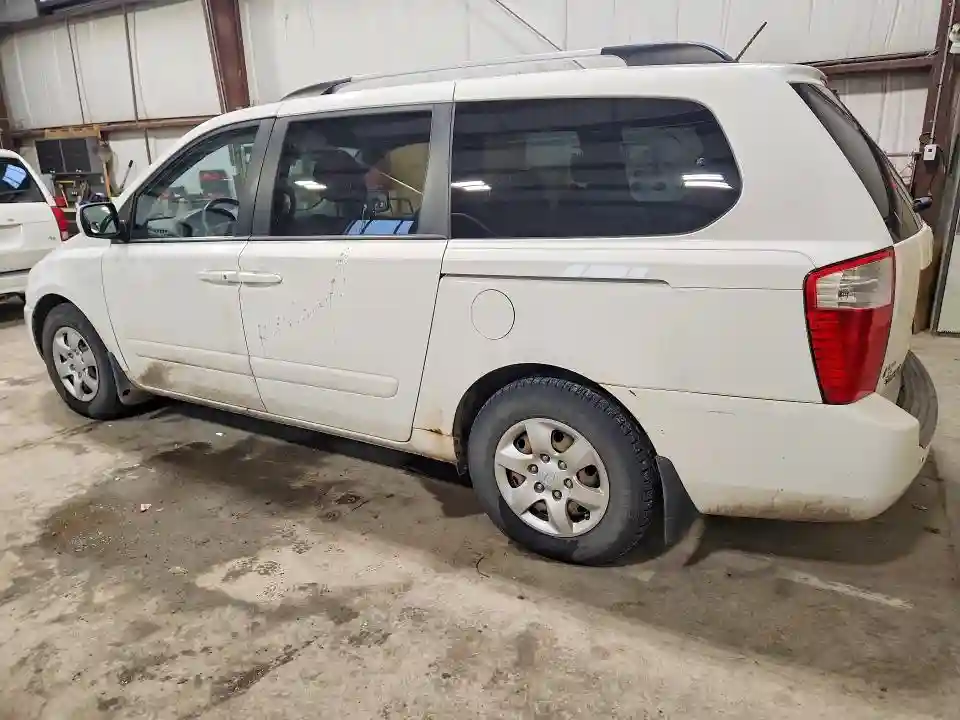 KNDMG4C36A6339399 2010 KIA SEDONA-1