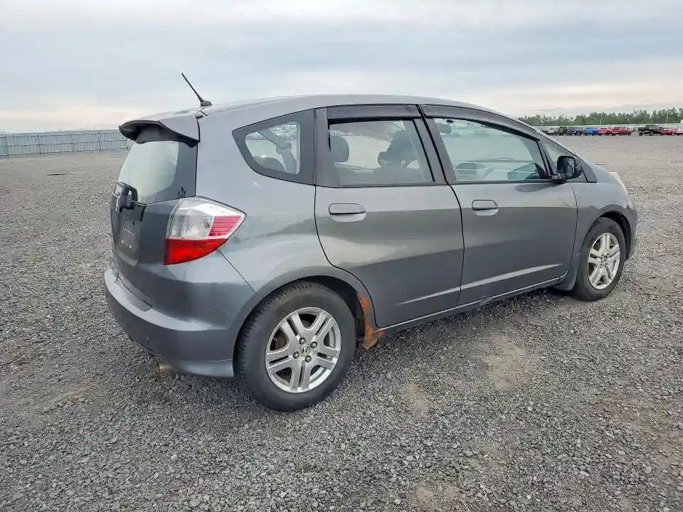LUCGE8H54D3002459 2013 HONDA FIT-2