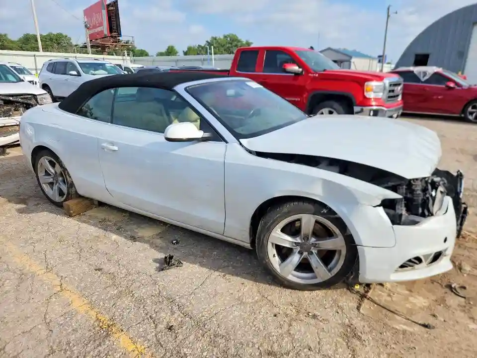 WAULFAFH3DN015614 2013 AUDI A5-3