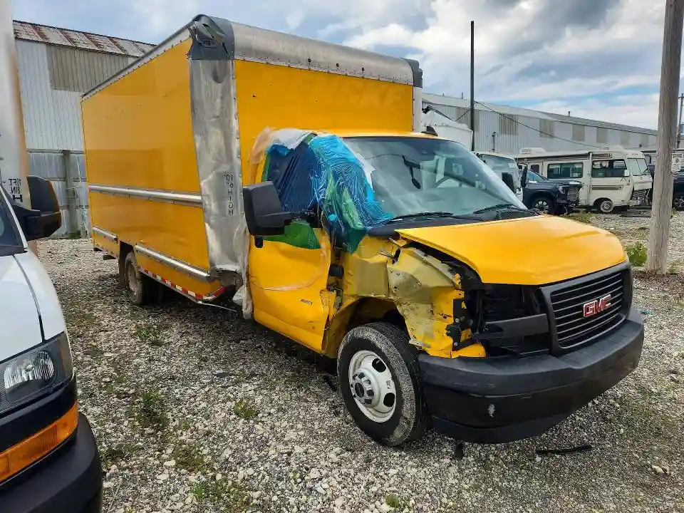 7GZ37TC77MN007770 2021 GMC SAVANA-3