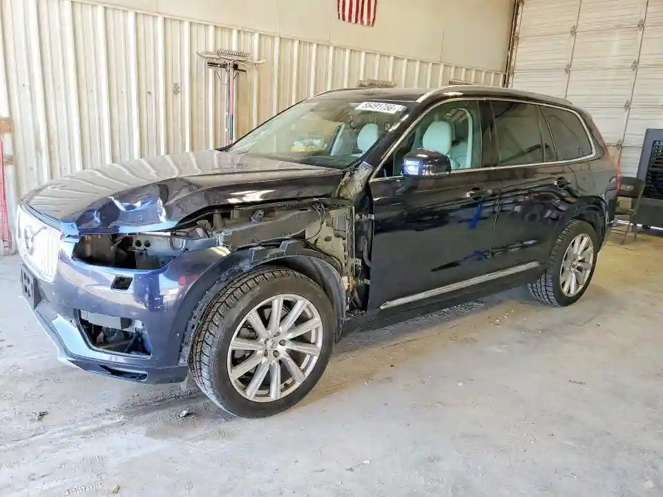 YV4A22PL8H1175450 2017 VOLVO XC90-0