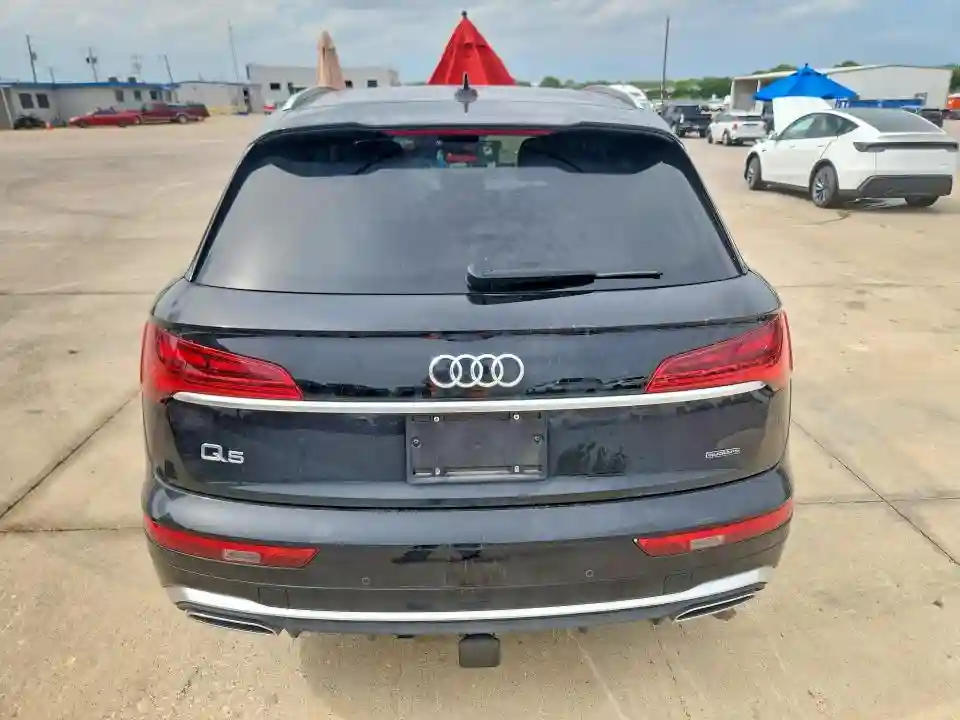 WA1EAAFY8P2113533 2023 AUDI Q5-5