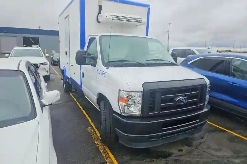 1FDWE3FN0RDD00655 2024 FORD ECONOLINE-0
