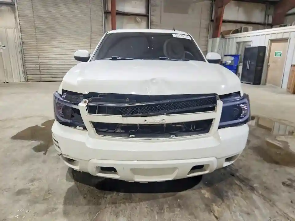 3GNVKEE05AG280363 2010 CHEVROLET AVALANCHE-4