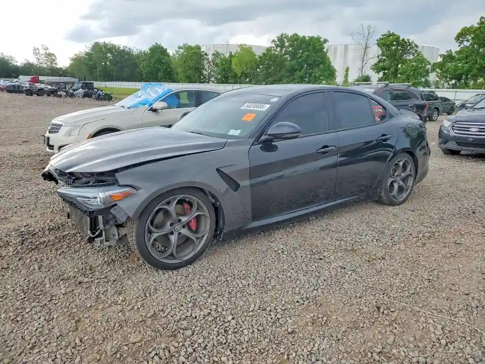 ZARFANBN4K7608200 2019 ALFA ROMEO GIULIA-0