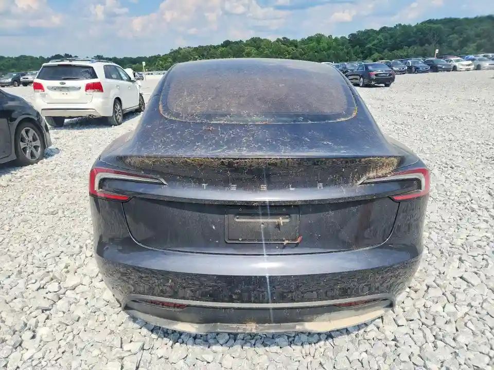 5YJ3E1EA2SF058766 2025 TESLA MODEL 3-5