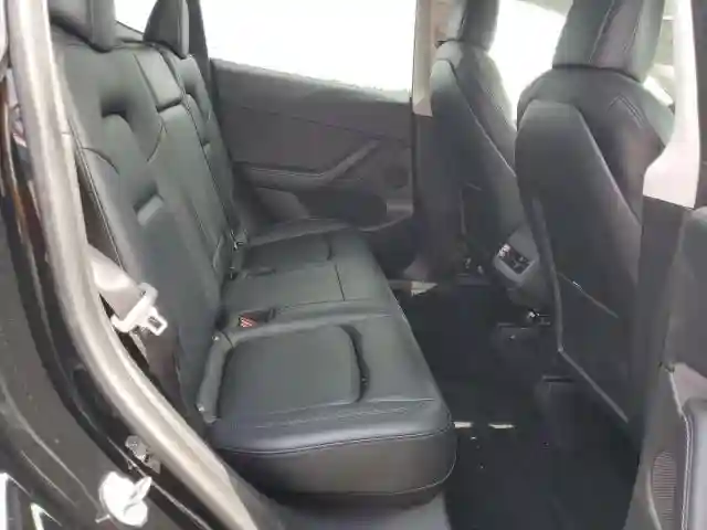 7SAYGDEF5NF312202 2022 TESLA MODEL Y-5