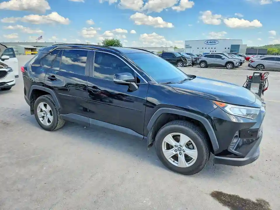 2T3W1RFV4LC055485 2020 TOYOTA RAV4-3